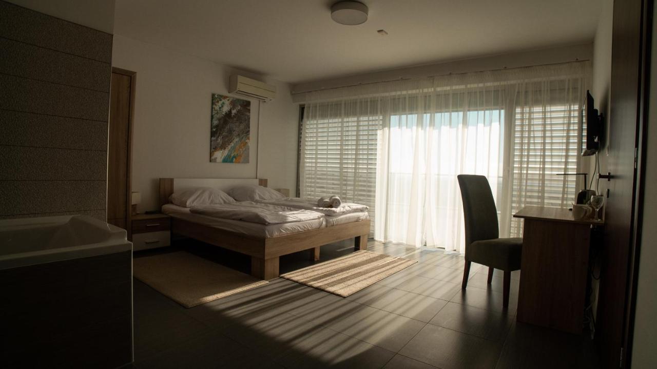 River View Residence Bratislava Exterior foto